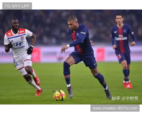 巴黎圣日耳曼客场七球大胜勒沃库森刷新欧冠历史纪录