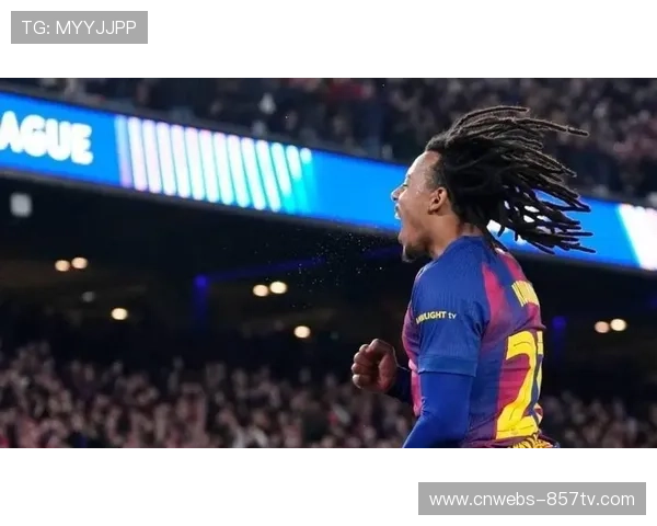孔德三分钟两记头球，巴萨逆转英雄赛后接受欢呼