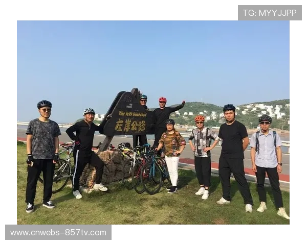 社区骑行俱乐部活动频繁,周末山地探险成城市居民休闲新方式 社区骑行俱乐部活动频繁,周末山地探险成城市居民休闲新方式