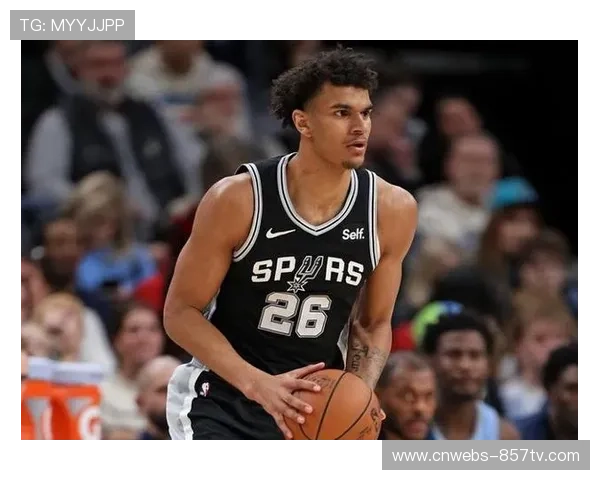 普拉姆利与马刺签下10天合同,文班亚马获内线帮手补强阵容 普拉姆利与马刺签下10天合同,文班亚马获内线帮手补强阵容